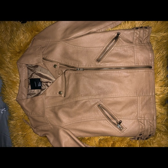 Leather jacket - Picture 2 of 3